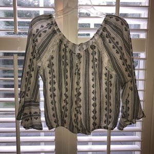 Black/White print crop top